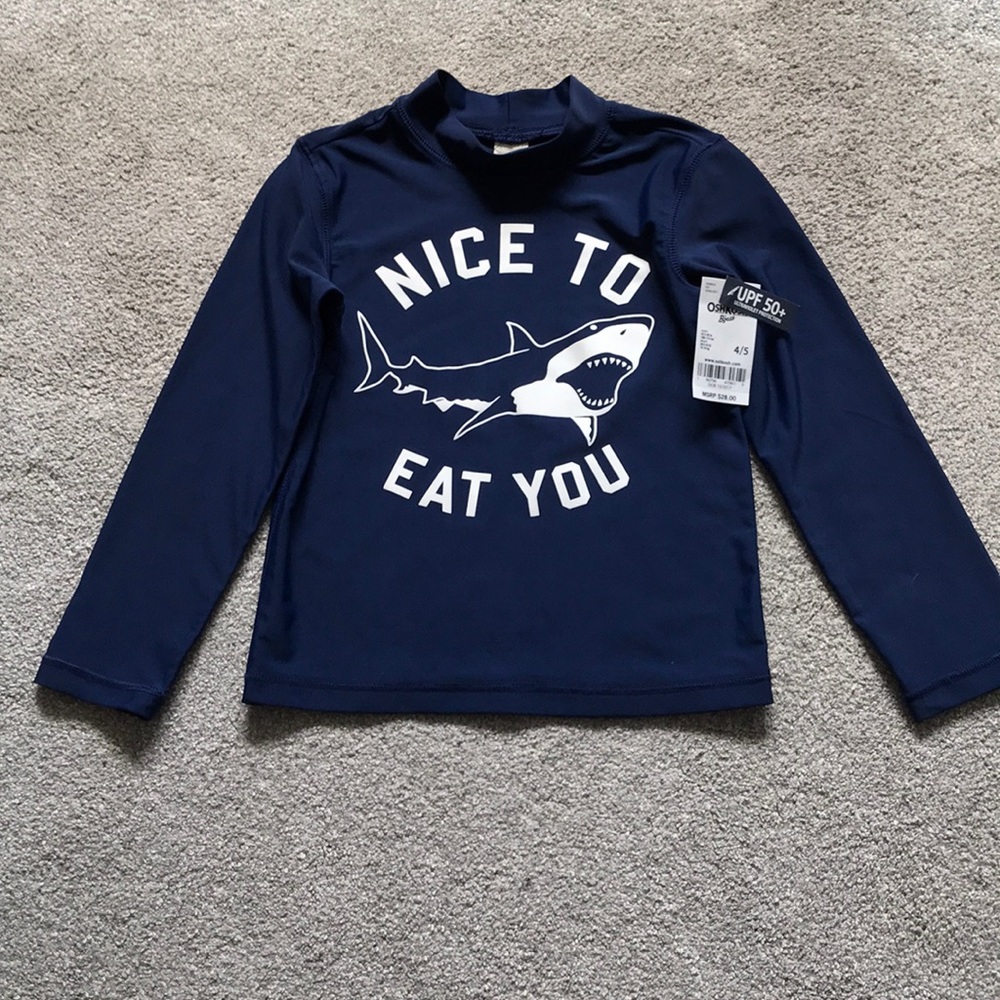 NWT Oshkosh long sleeve rash guard size 4/5